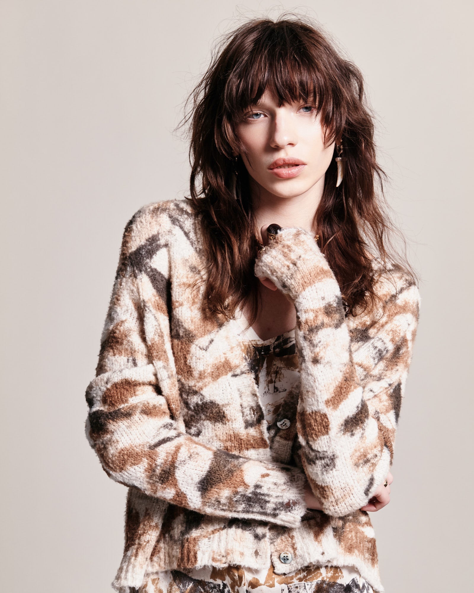 Campagne Avant Toi : cardigan en maille teinte a la main, Le Shop 17 Cannes