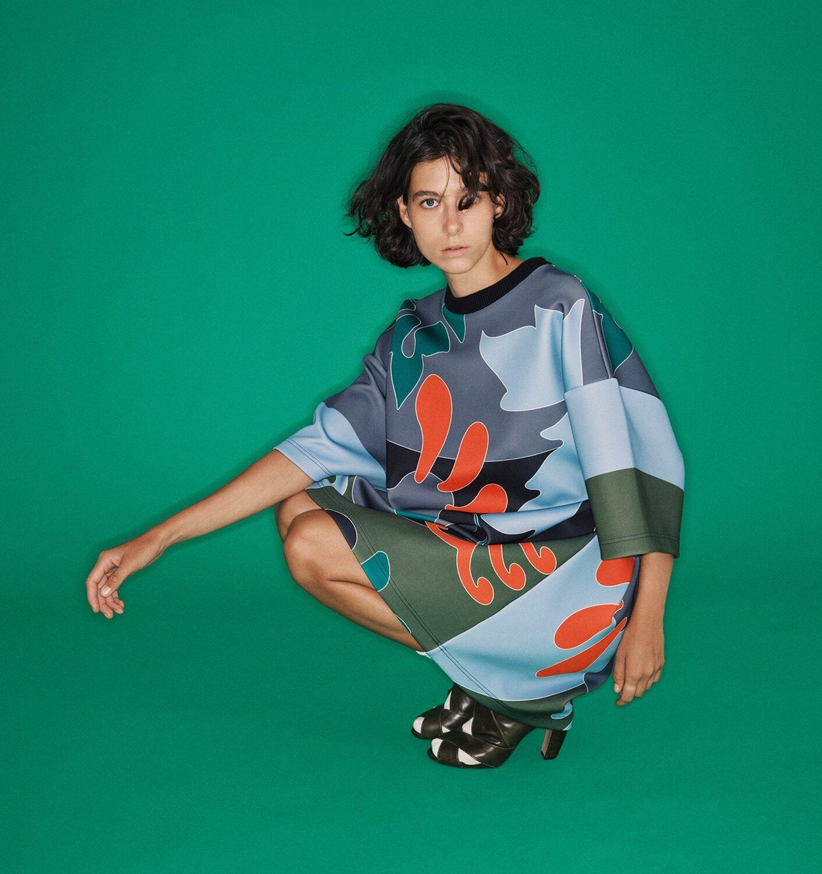 Silhouette colorée Essentiel Antwerp, à essayer à Cannes, Le Shop 17 Cannes