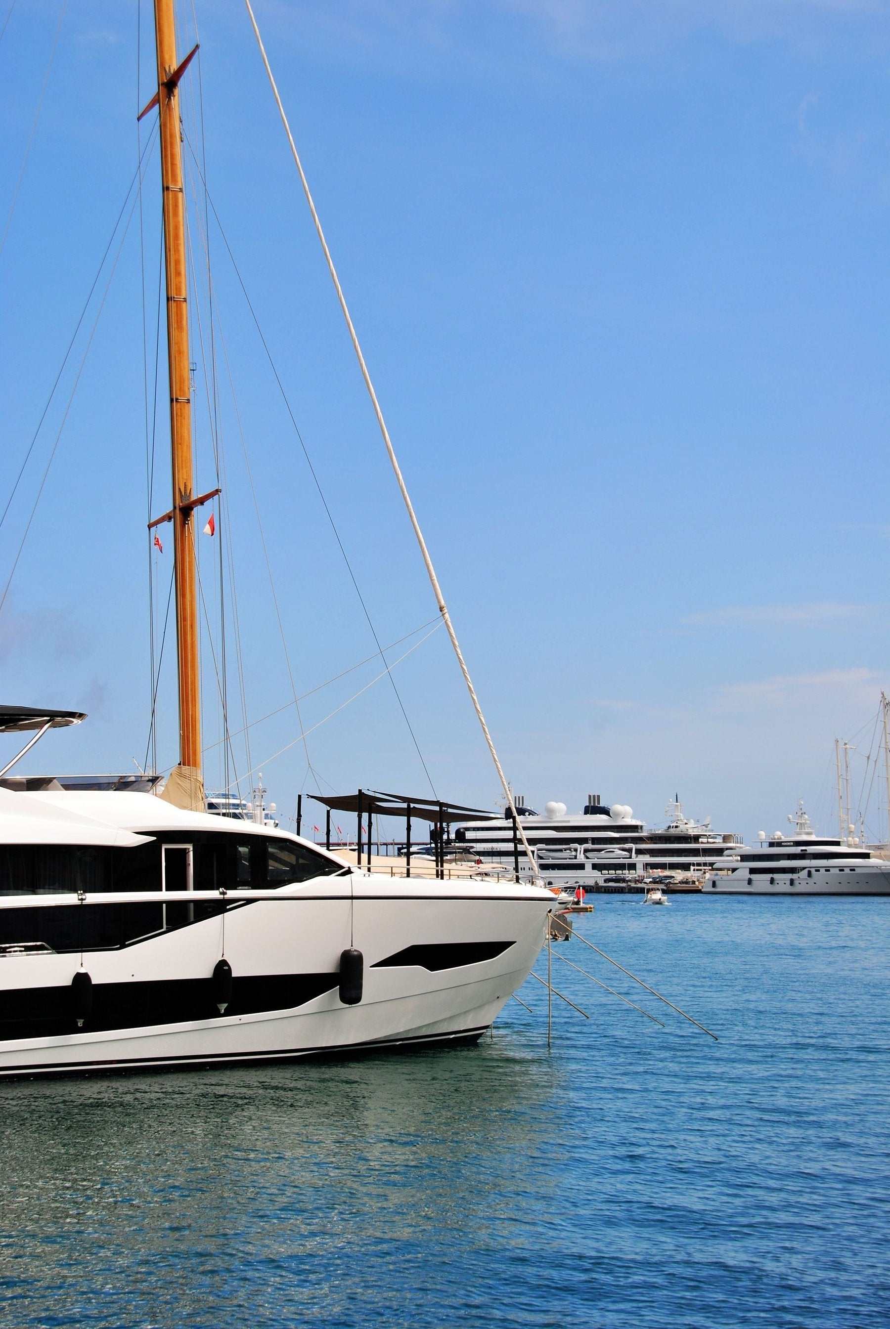 Shopping pendant le Cannes Yachting Festival