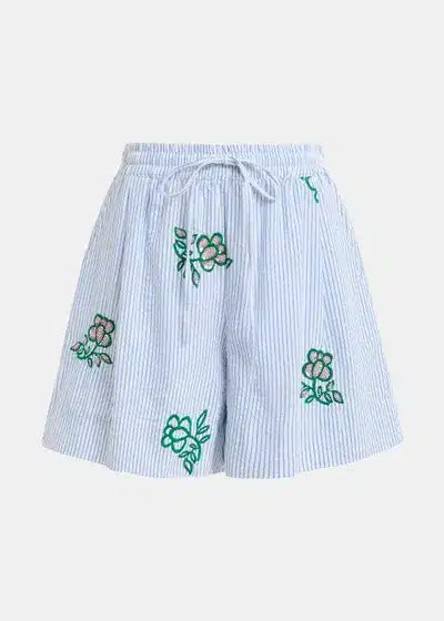 Mini short blanc cassé à fines rayures bleu clair et broderies