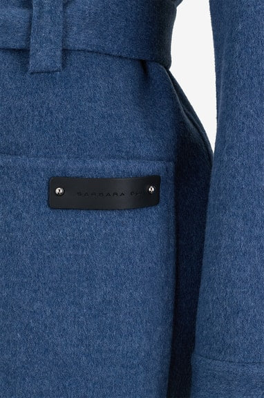 Manteau court en flanelle de laine et cachemire