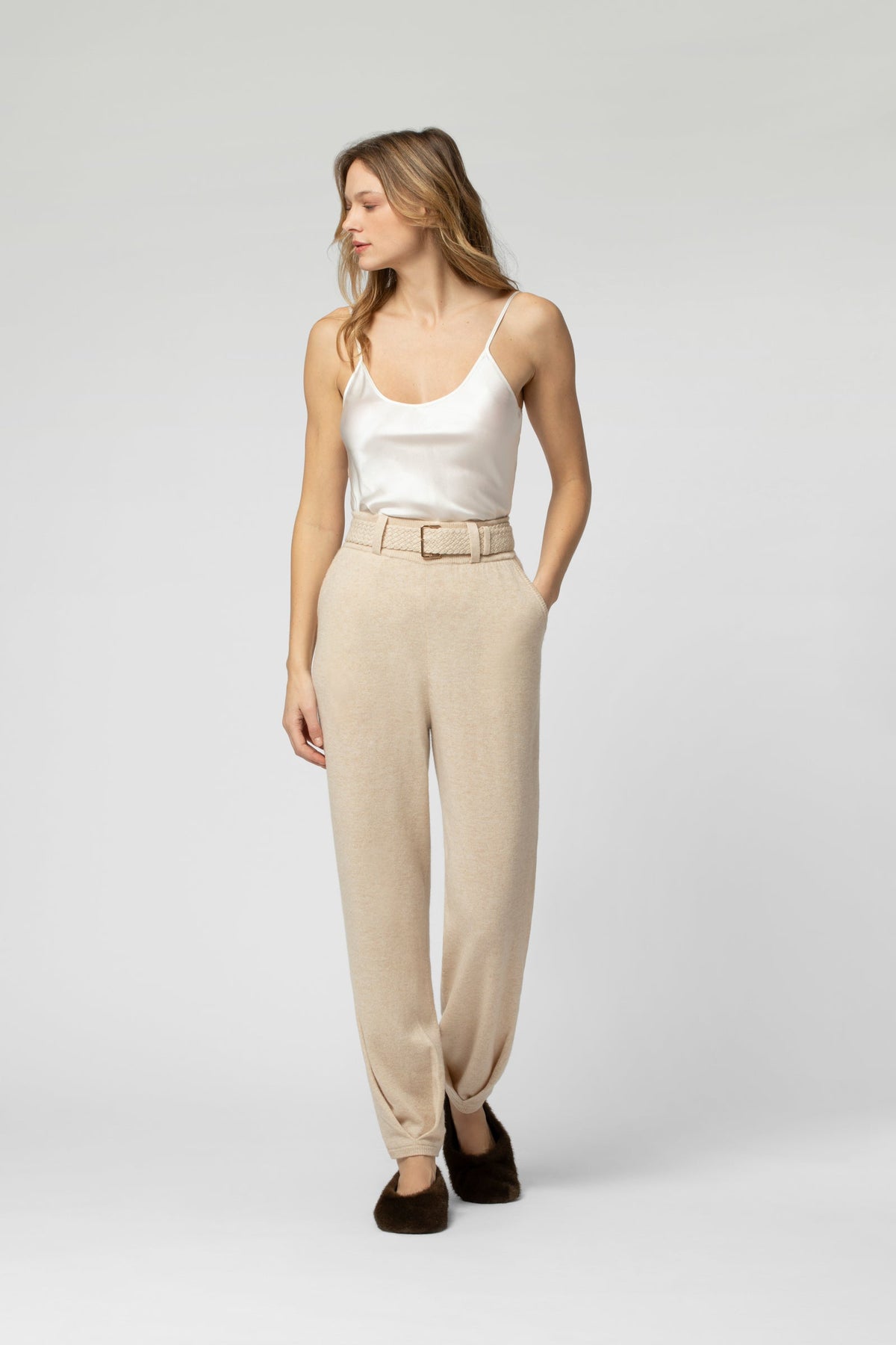 Pantalon  ceinturé BLIZZARD en maille beige