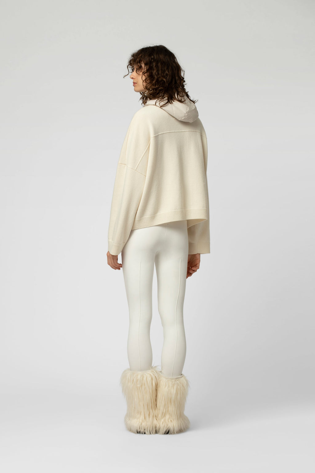 Gilet Gency en laine cachemire coupe ample à capuche