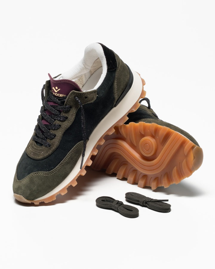 Basket VELOCE Deluxe Suede Suede Velvet Tab, par Nomapsociety