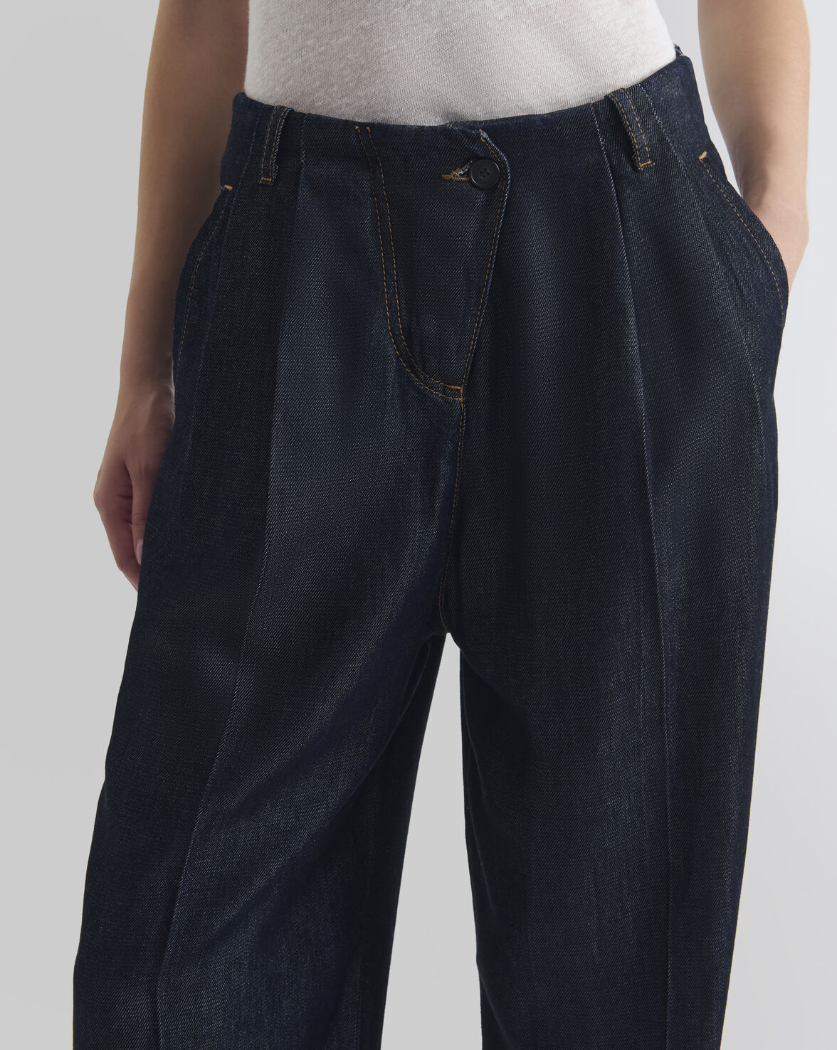 PANTALON LARGE À PLISSATIN DENIM