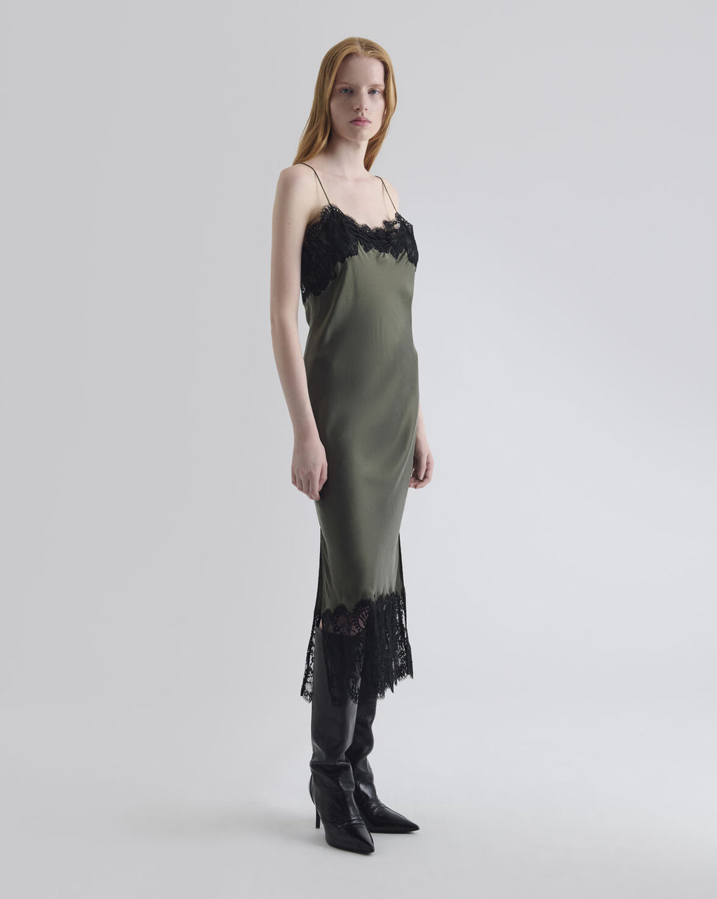 ROBE MIDI EN SOIE ET DENTELLELICHEN