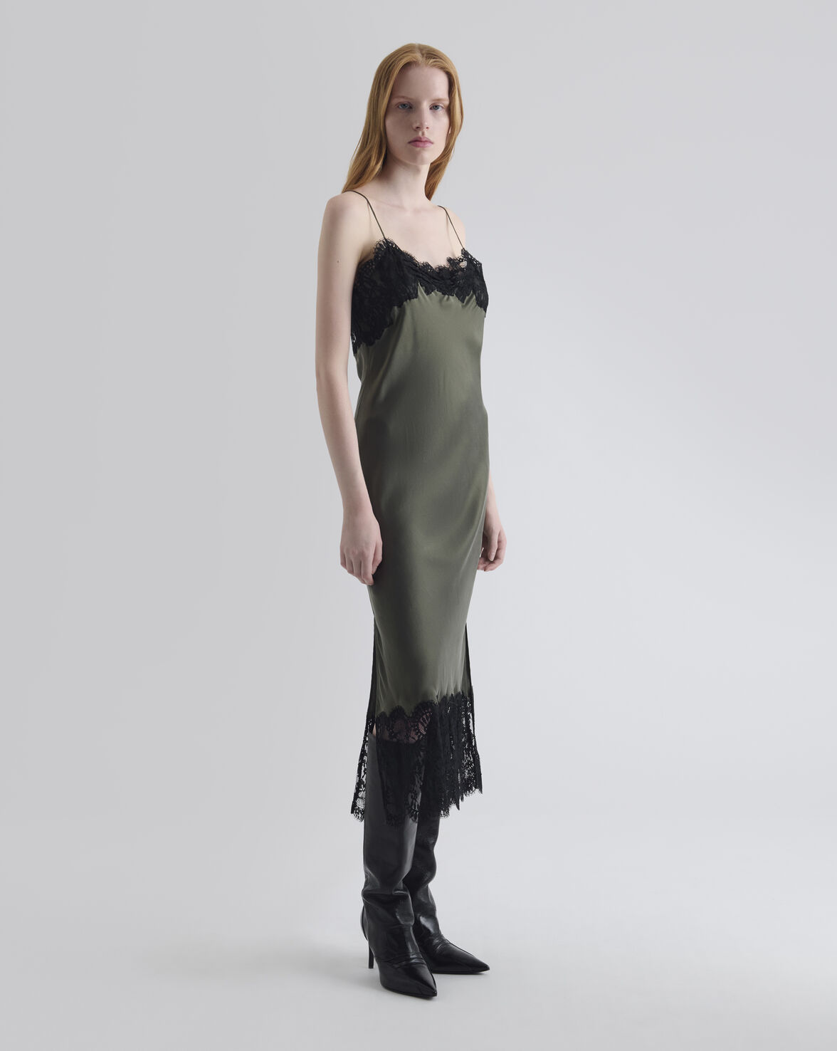 ROBE MIDI EN SOIE ET DENTELLELICHEN